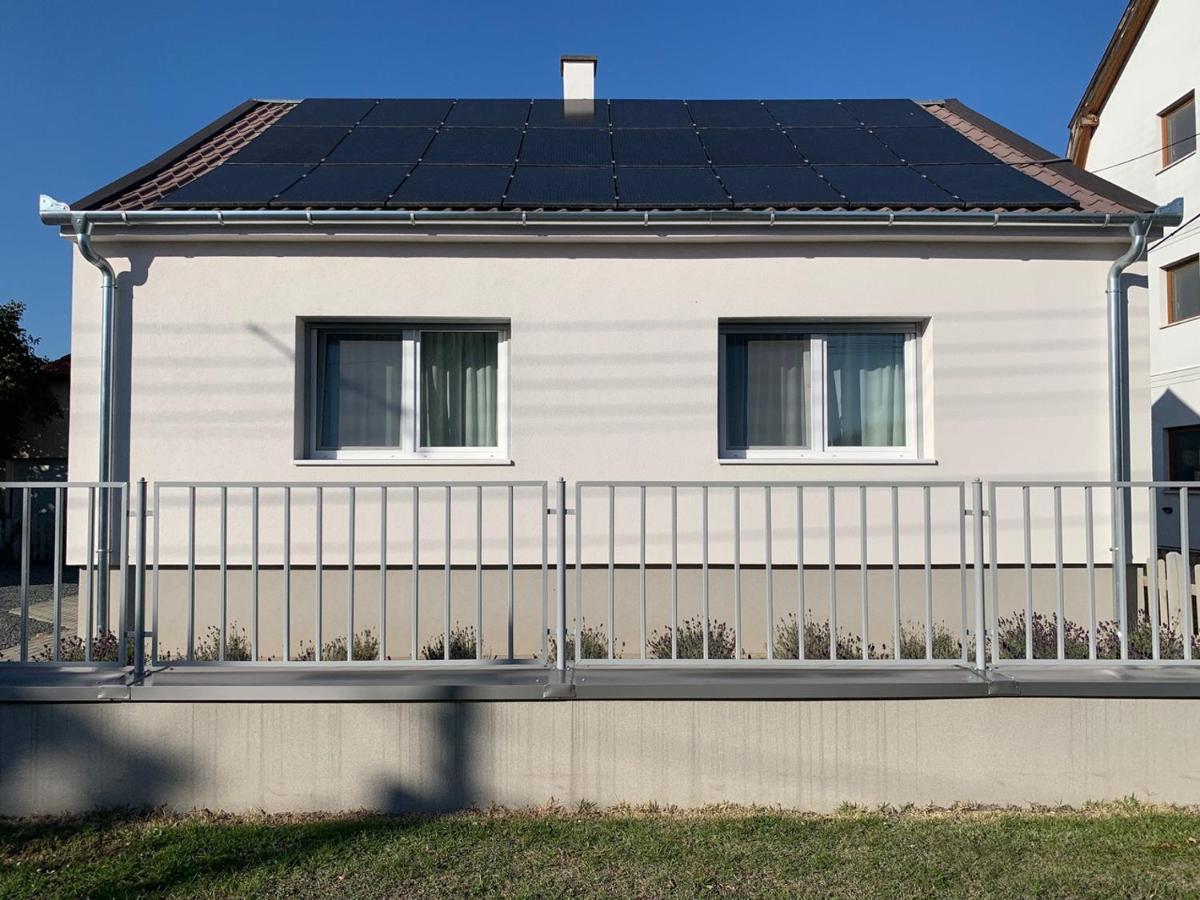 Otthon A Balatonon Vendeghaz Villa Keszthely Luaran gambar